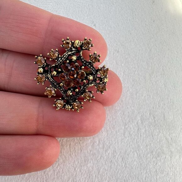 Vintage Jewelry Small Rhinestone Scatter Brooch Pin Fall Autumn Tiny Pin - Picture 2 of 3